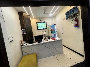 Hotel Kesar Palace,,2 star