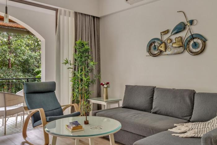 Tisyastays | Radiant 1Bhk Apartment ,,4 star