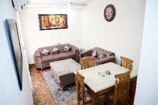 Divine India Service Apartment 3Bhk, E28 Saket 1B,,4 star