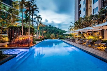 sea view high floor 2 bed room