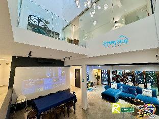 moderncave guesthouse walkingdistance5mins jonker