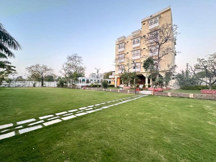 manas resort by rudrakshi