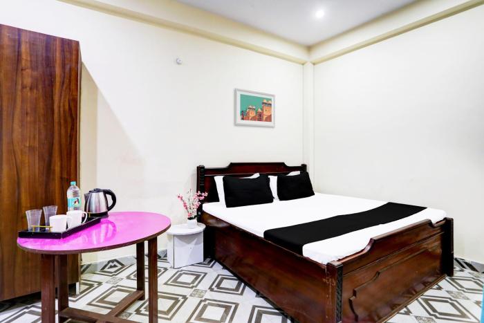 Hotel O Suryawanshi,,4 star