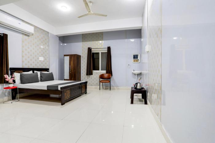 Super Hotel O Veduka Banquets & Luxury Rooms,,4 star