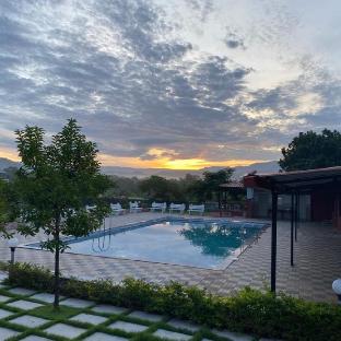 Deshpande Farms Agro Karjat,,3 star