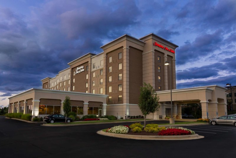 Hampton Inn & Suites Cleveland-Beachwood,Cleveland>>Beachwood,2.5 star