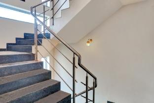 Hotel O Star Light,,3 star