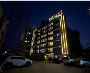 Pune Gate Lodging And Boarding,,3 star