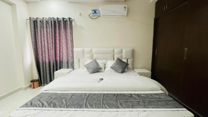 Viswanadhuni's Antilia  Comfort Stay 3Bhk,,4 star