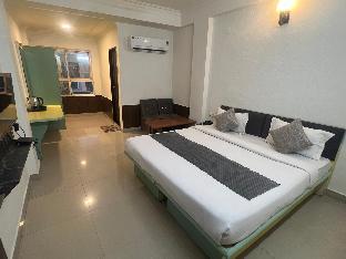 hotel golden leaf