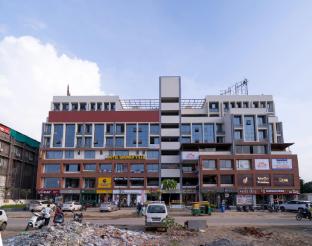 hotel shrimad villa gandhinagar