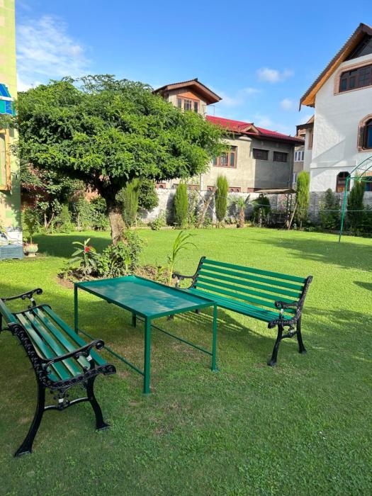 The Local B&B,,4 star