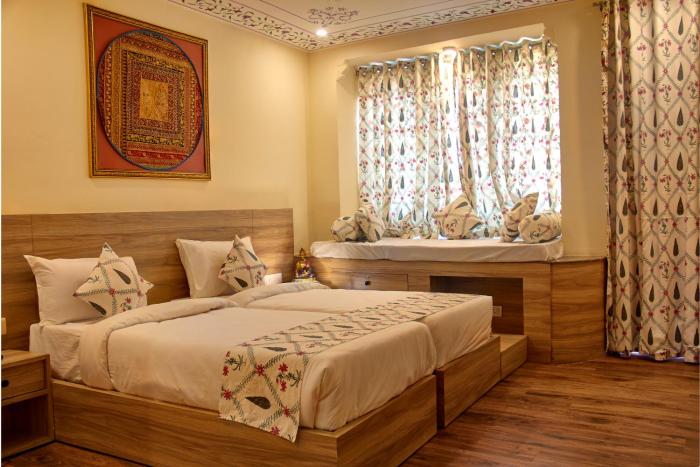 Ranthambhore Uday Vilas,,3 star