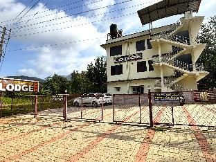 Sri Swarna Darvi Lodge Horanadu,,3 star