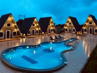 Gr8 Hill Pool Villas,,2 star