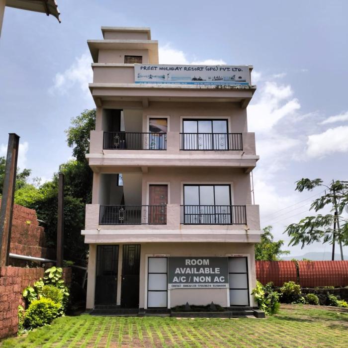 Preet Holiday Resort,,3 star