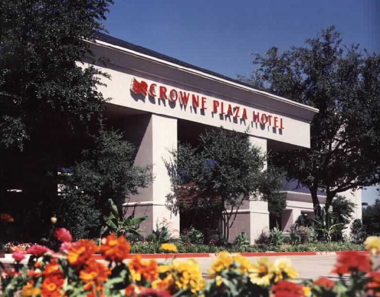 Crowne Plaza Dallas Near Galleria-Addison, An Ihg Hotel,Near Village On The Parkway,3 star