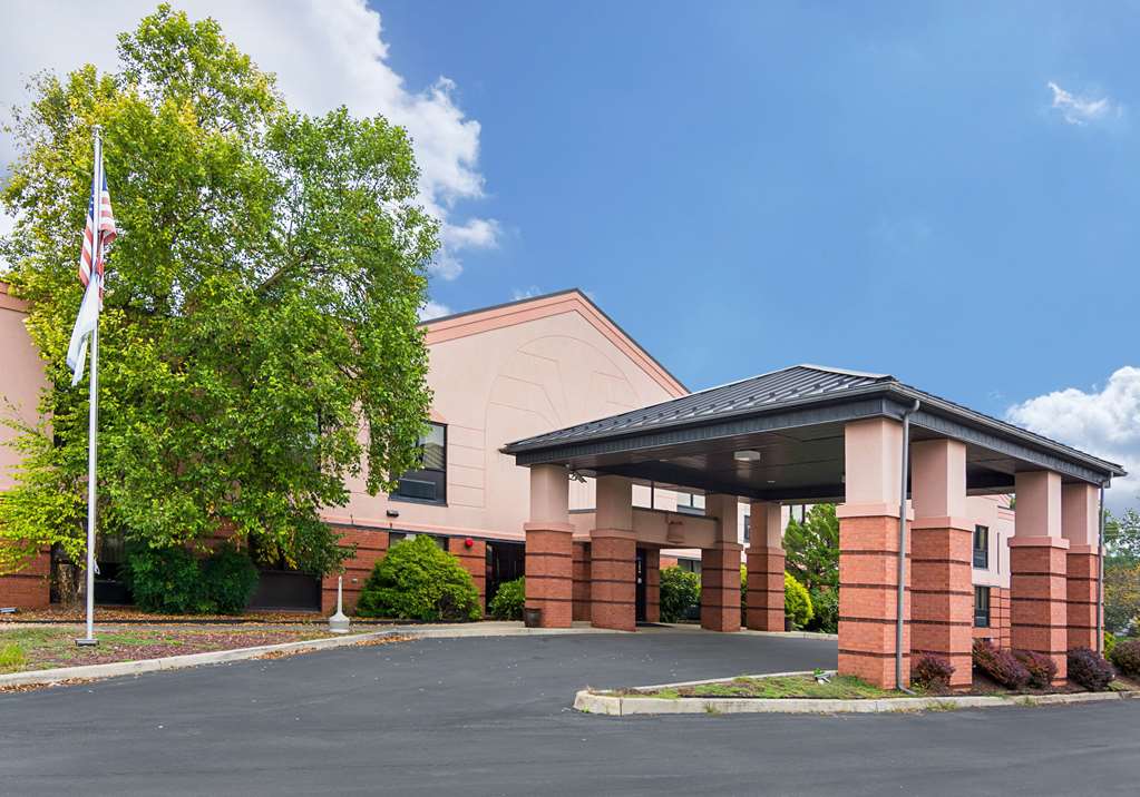 Quality Inn & Suites,In The Historical District,3 star