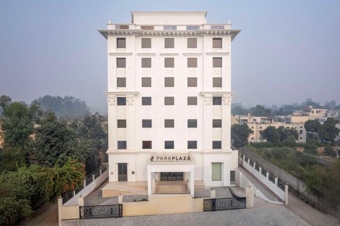 park plaza jalandhar