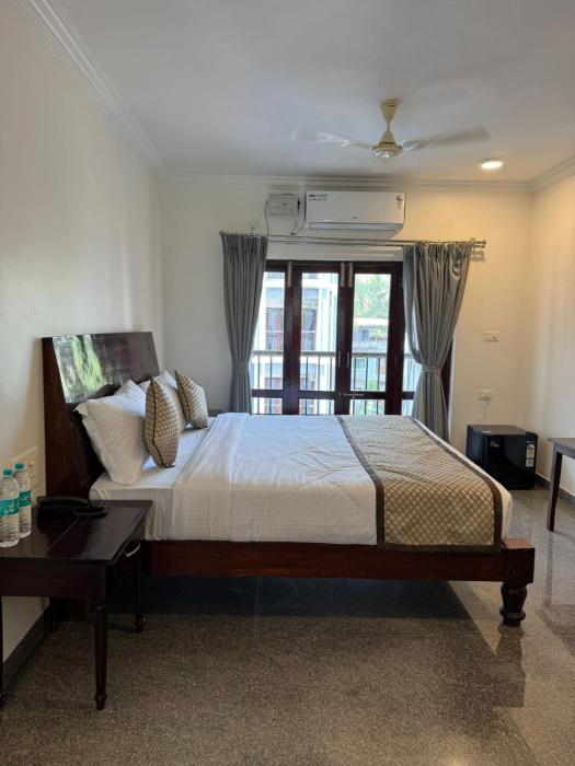 deep international a luxury hotel