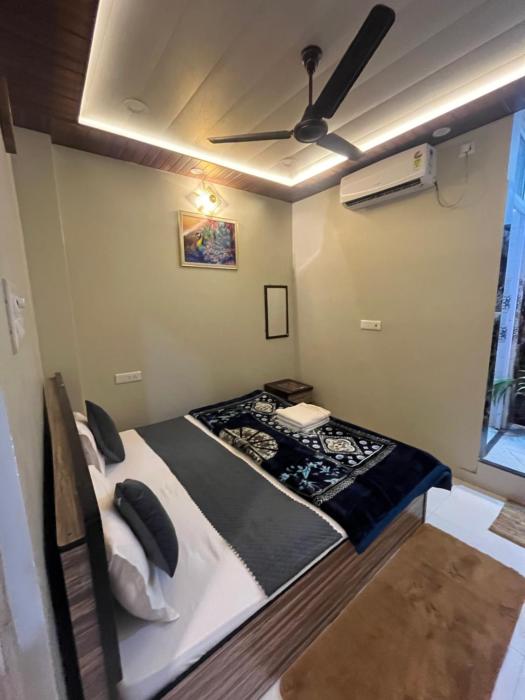 hotel o shiv balaji guest house