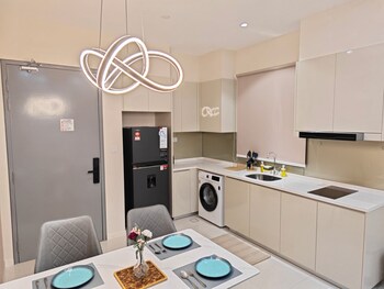 Paradigm Residence By Antlerzone,,3 star