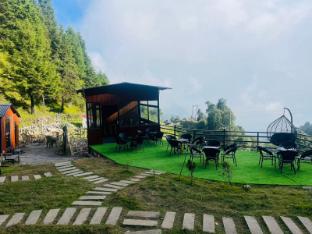 Juststay Paradise,,3 star