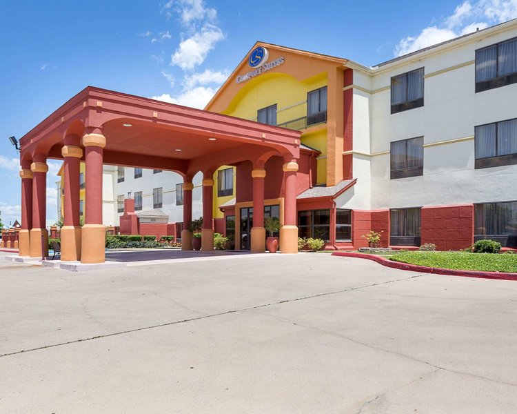 Comfort Suites La Porte