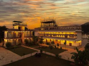 the yash resort and hotel