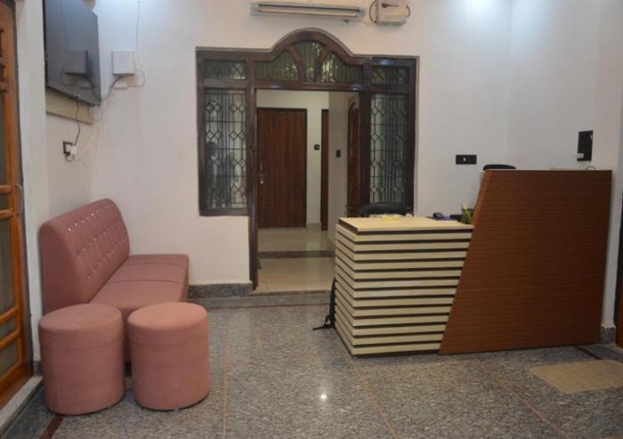 Mateshwari Palace,,2 star