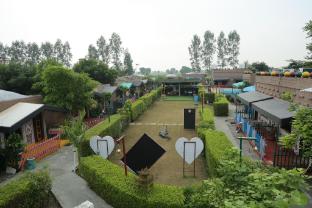 Mera Gaon Mera Desh Resort,,3 star