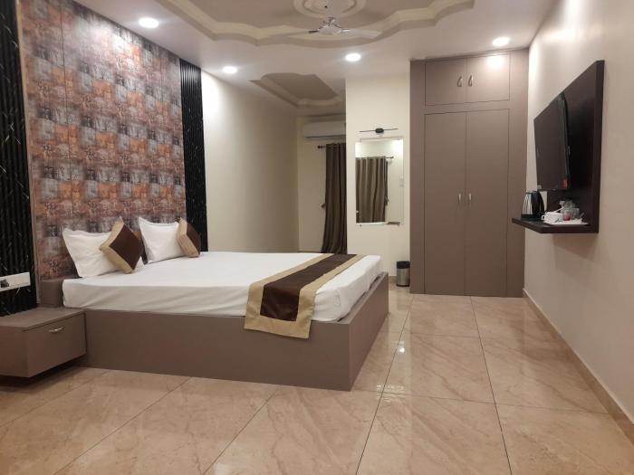 The Patliputra Chital,,3 star