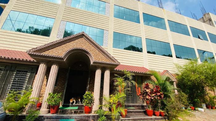 The Bastian Palace,,5 star