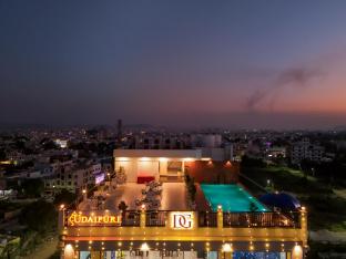 hotel de glance udaipuri restaurant i terrace swimming pool i banquet