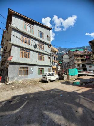 hills homestay and devallya