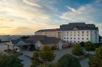 hilton garden inn las colinas