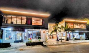 Aathangarai Serviced Residences,,5 star