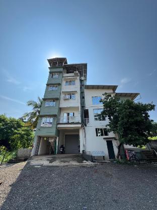 Nadkar Holiday Inn,,3 star