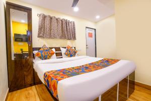 Hotel Metro Galaxy Inn,,2 star