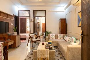 A Private 3Bhk Flat : Heritage-Themed Royal Stay,,5 star