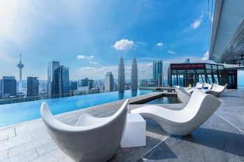 imperial luxury suites klcc by moonway