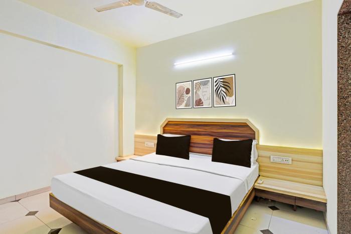 Hotel O Royal Season,,3 star