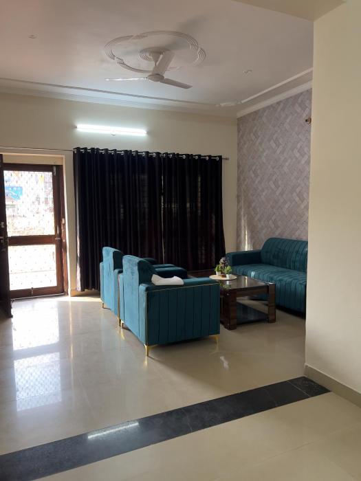 Bebo's Abode,,4 star