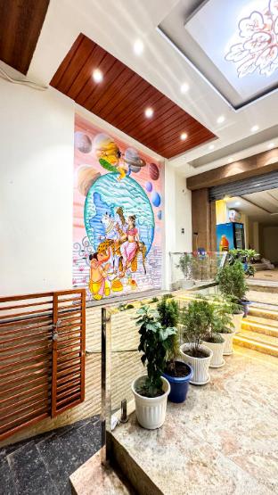 Hotel Vibes Of Kashi,,2 star