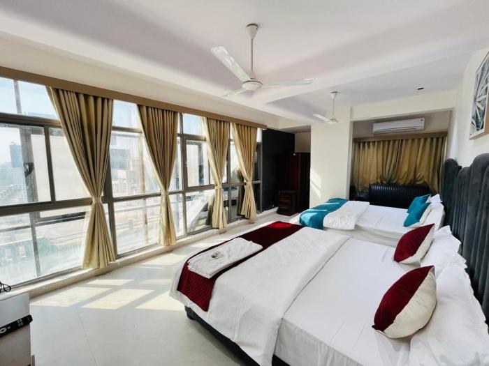 Hotel Royal Sky,,2 star