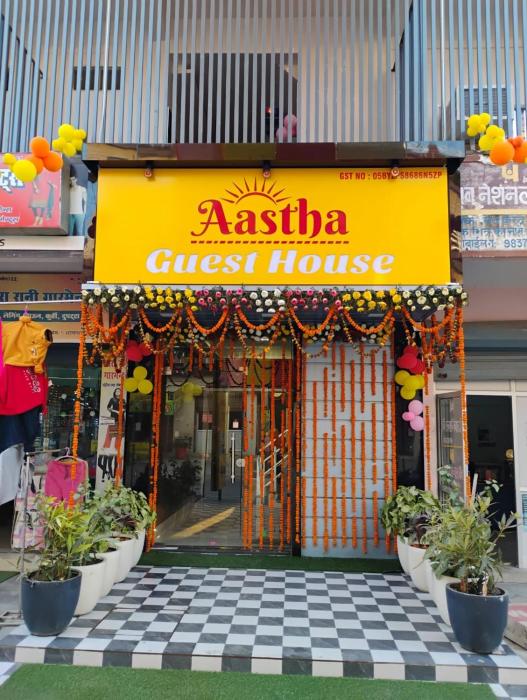 Aastha Guest House,,3 star