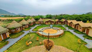 ret mahal huts and resort