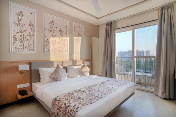 Hotel Aura By Arihant,,3 star