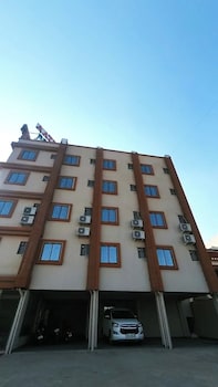 Aatithya Residency,Alandi,3 star