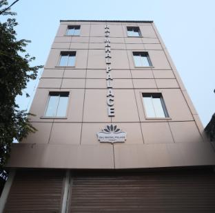 hotel rajmahal palace